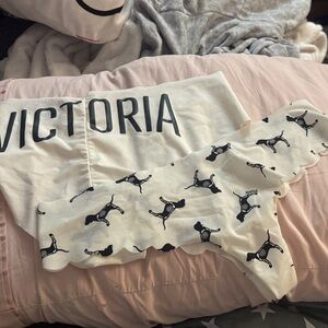 Victoria's Secret Gray Seamless Hipster